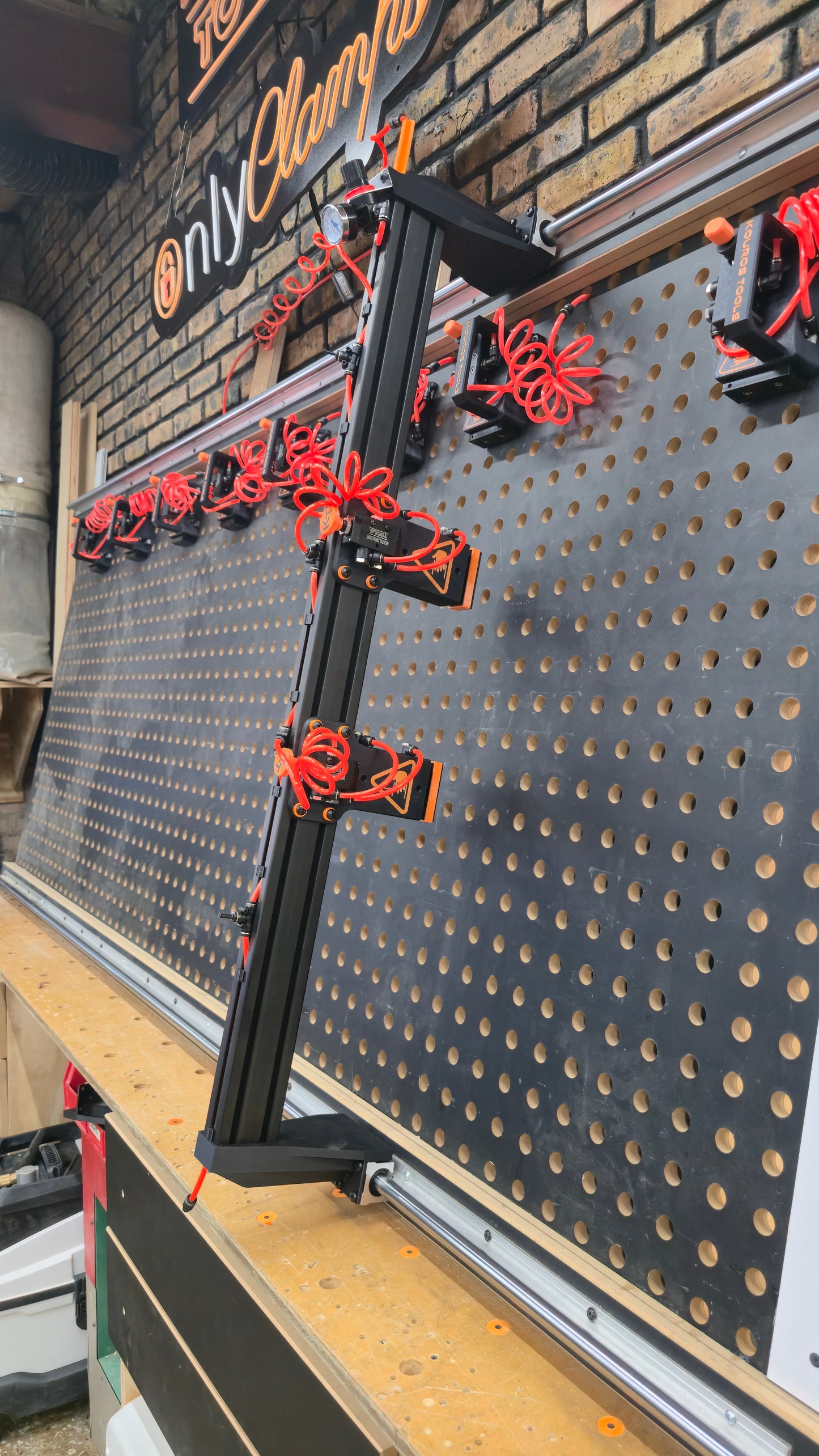 FaceFrame Clamping system - FFCS