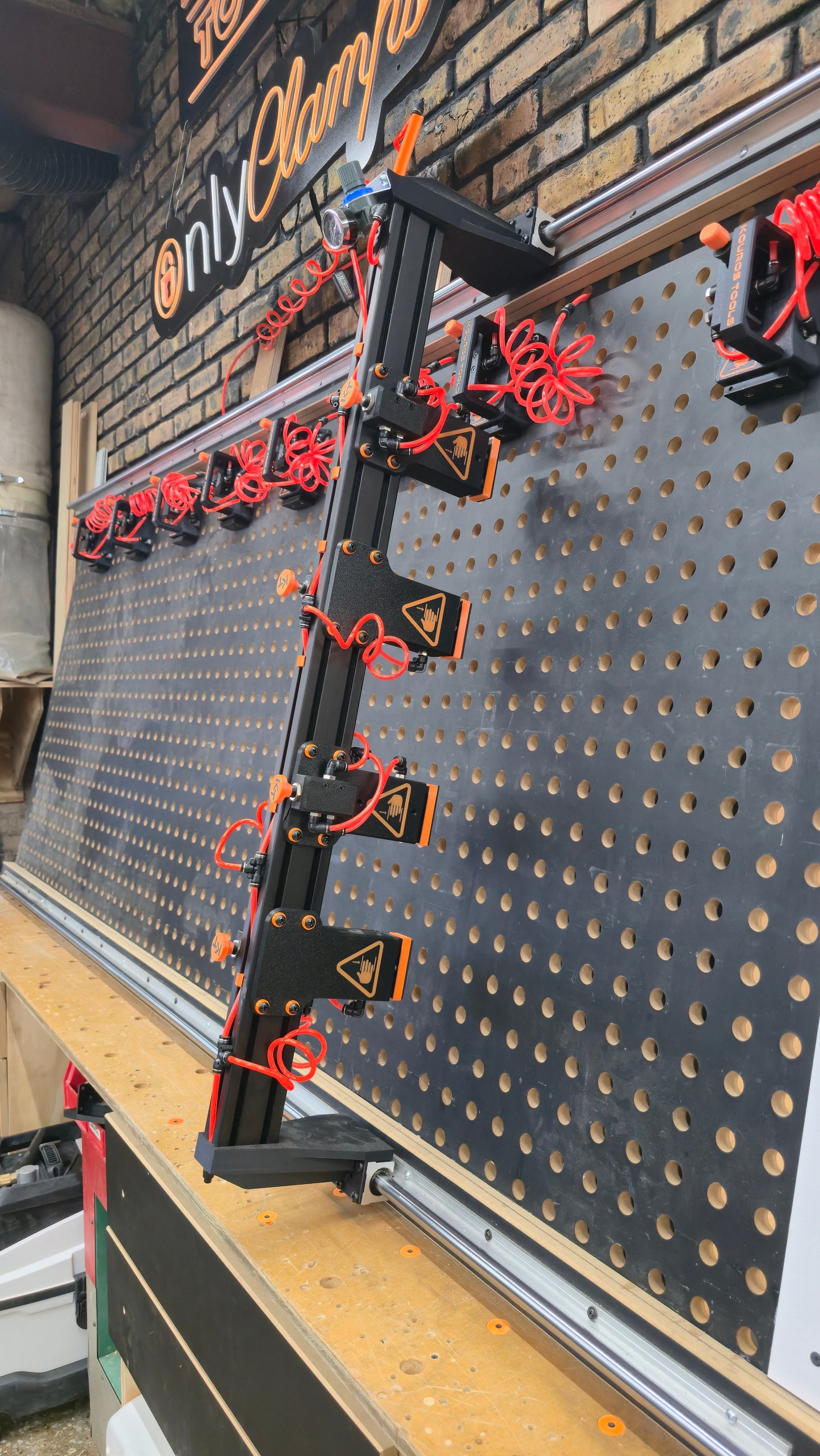 FaceFrame Clamping system - FFCS